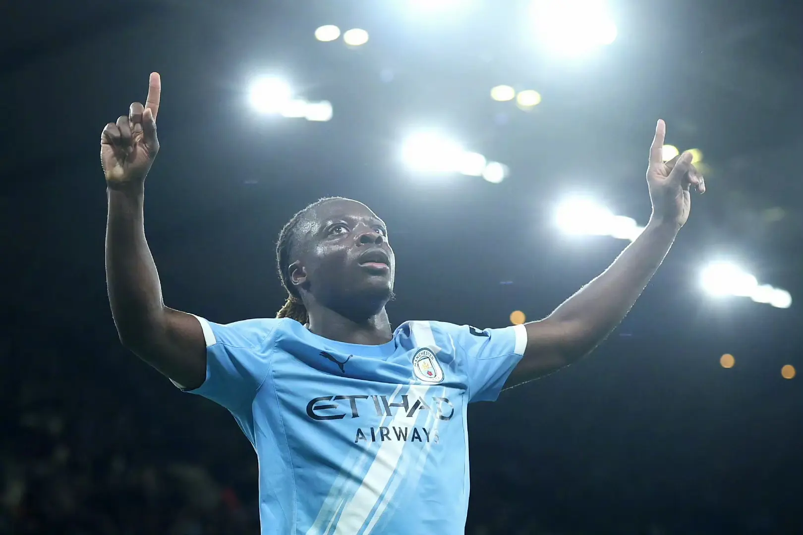 犀利攻势, 易边再战蓝, div