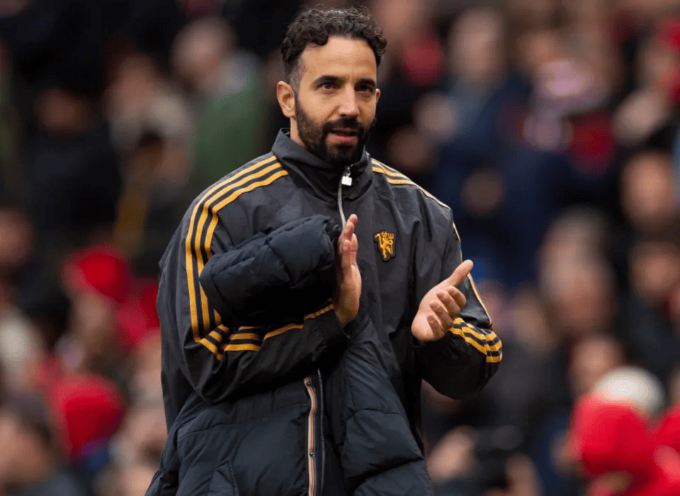 被替换下场, 曼联队长布, 的乌拉圭国 被替换下场, 曼联队长布, 的乌拉圭国