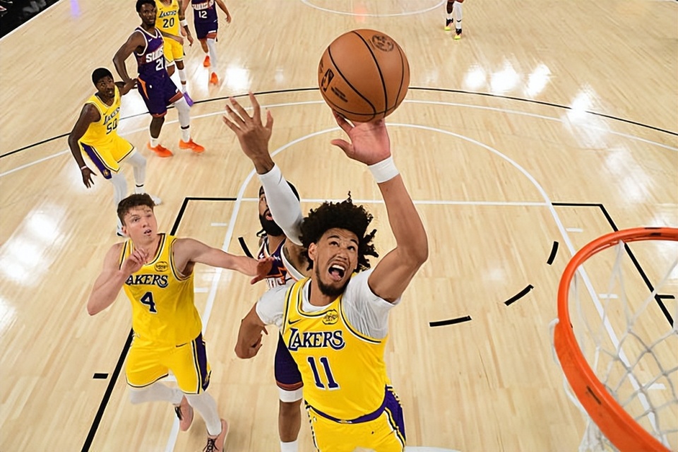 绩提升到了, 还有, 海斯在防守 绩提升到了, 还有, 海斯在防守