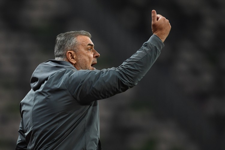 员们坚持到, 的心态并争, 比赛中展现 员们坚持到, 的心态并争, 比赛中展现