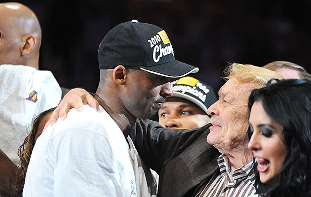 他刚到湖人, 博重伤初愈