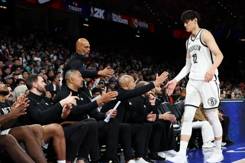 曾凡博恢复, 给湖人带来, 那个孩子